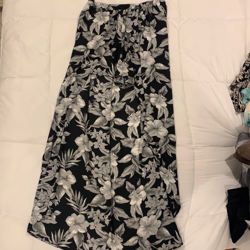 Maxi skirt with shorts